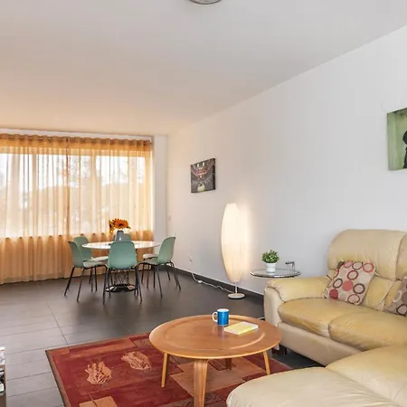 Luxury 3 Bedroom Duplex With Sea Views & Pool דירה וילהמורה
