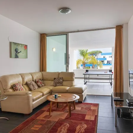 Luxury 3 Bedroom Duplex With Sea Views & Pool