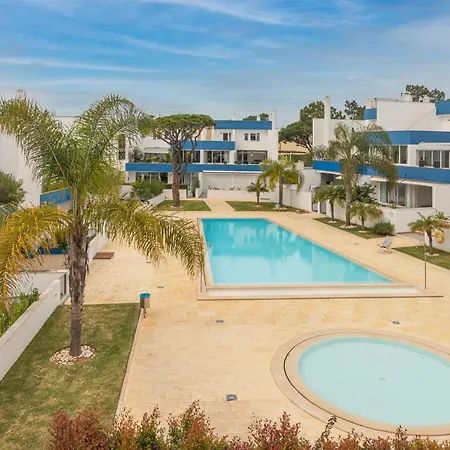 Luxury 3 Bedroom Duplex With Sea Views & Pool Appartement Vilamoura